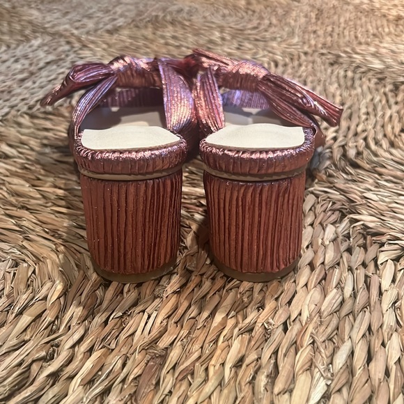 New Unused Pink Crinkle Bow Heels - 6.5 - Picture 6 of 9